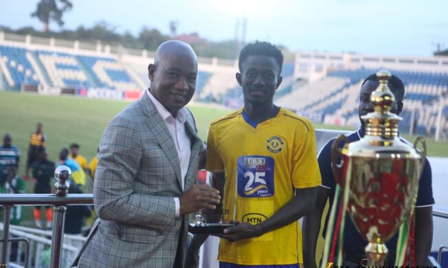 Baba Hamadu wins DOL Super Cup top scorer award
